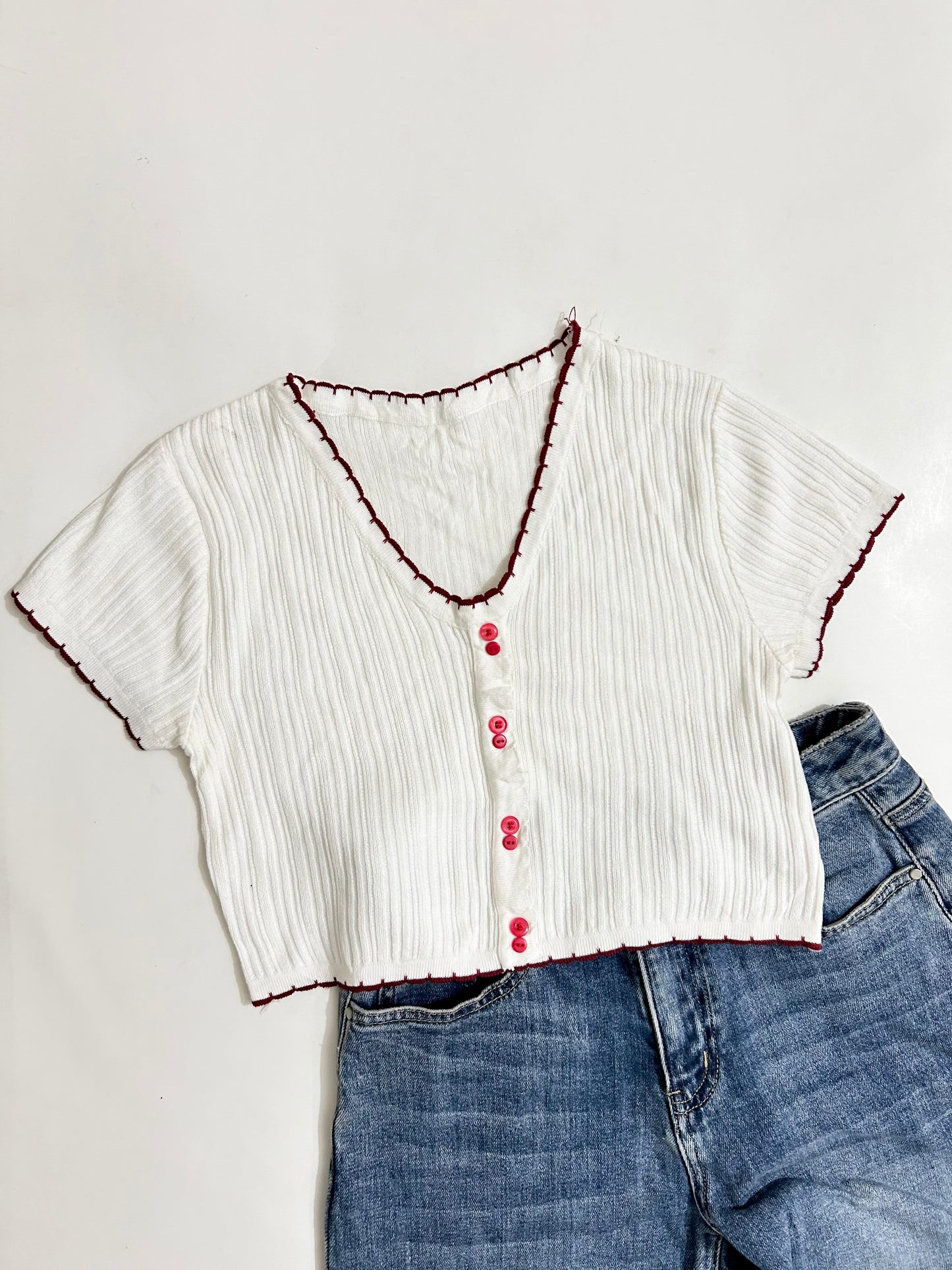 White red solid top