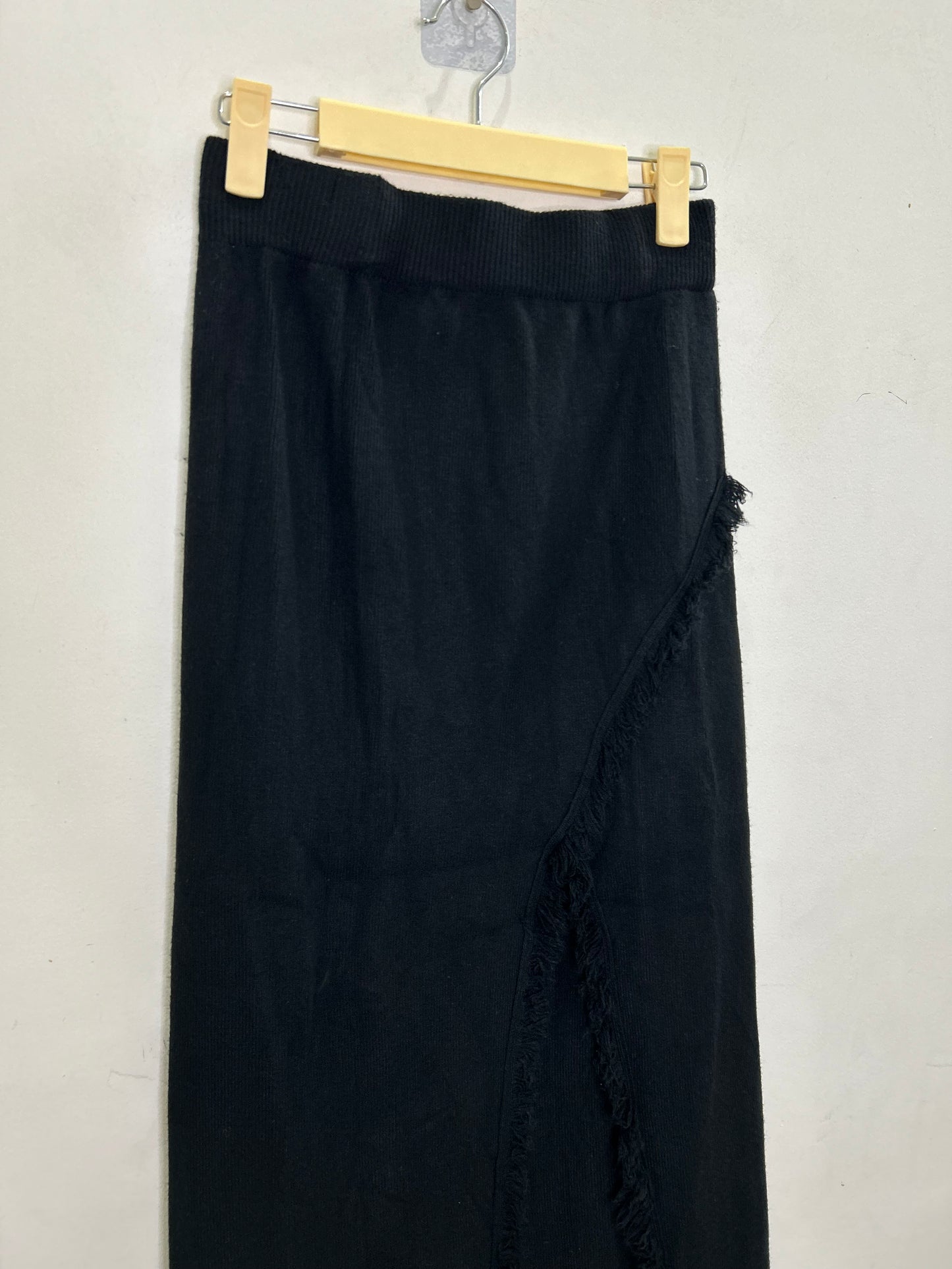 Slit Fringe Woolen Skirt