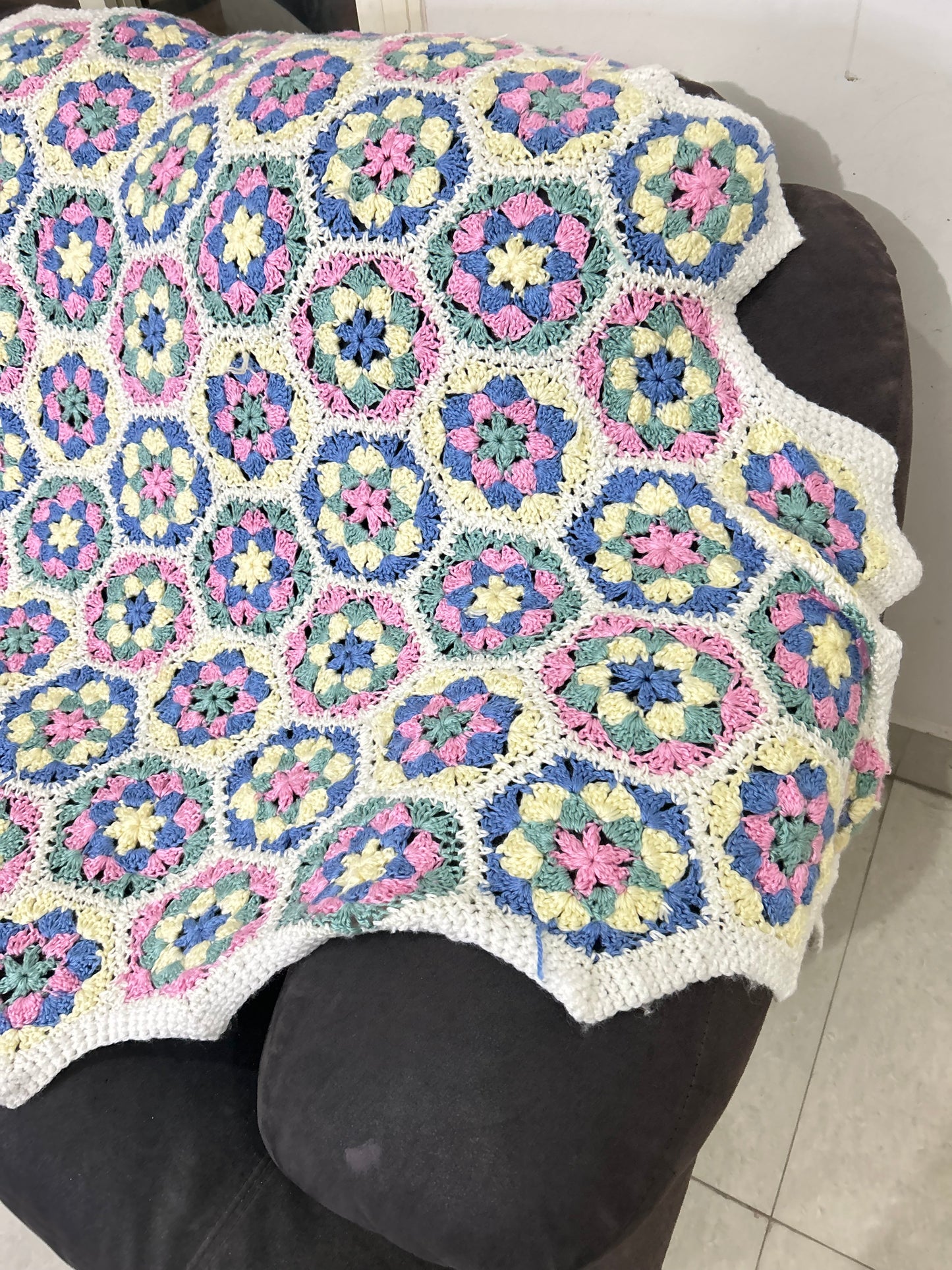 Pastel Hexagonal Crochet Throw